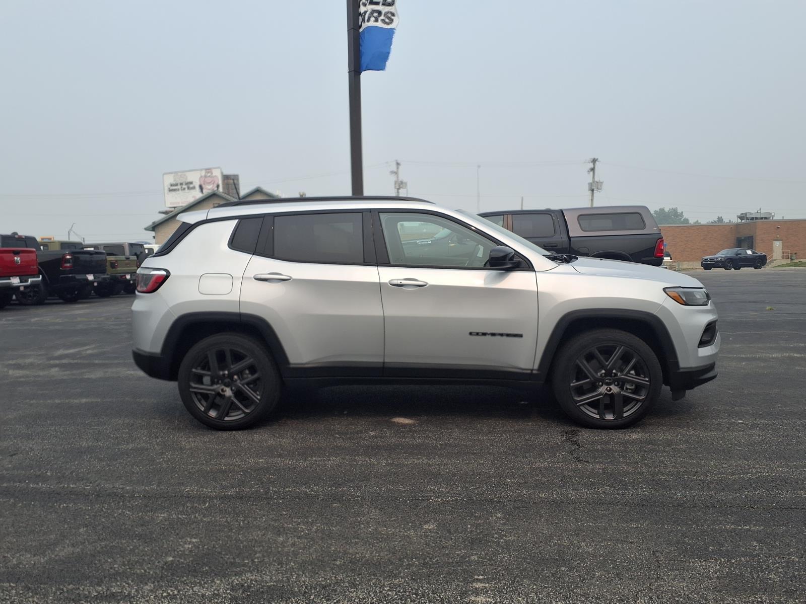 2026 Jeep Compass Latitude Altitude - Photo 4