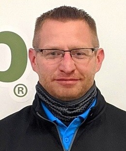 Staff member Lee Thompson from ID_aadad2b062d0