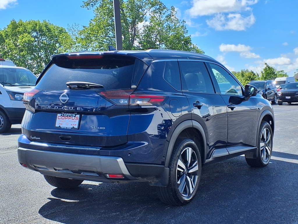 2024 Nissan Rogue SL photo 4
