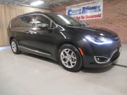 Used 2018 Chrysler Pacifica Limited W Nav For Sale Tiffin Oh Vin