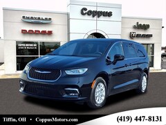 2026 Chrysler Pacifica Select Passenger Van