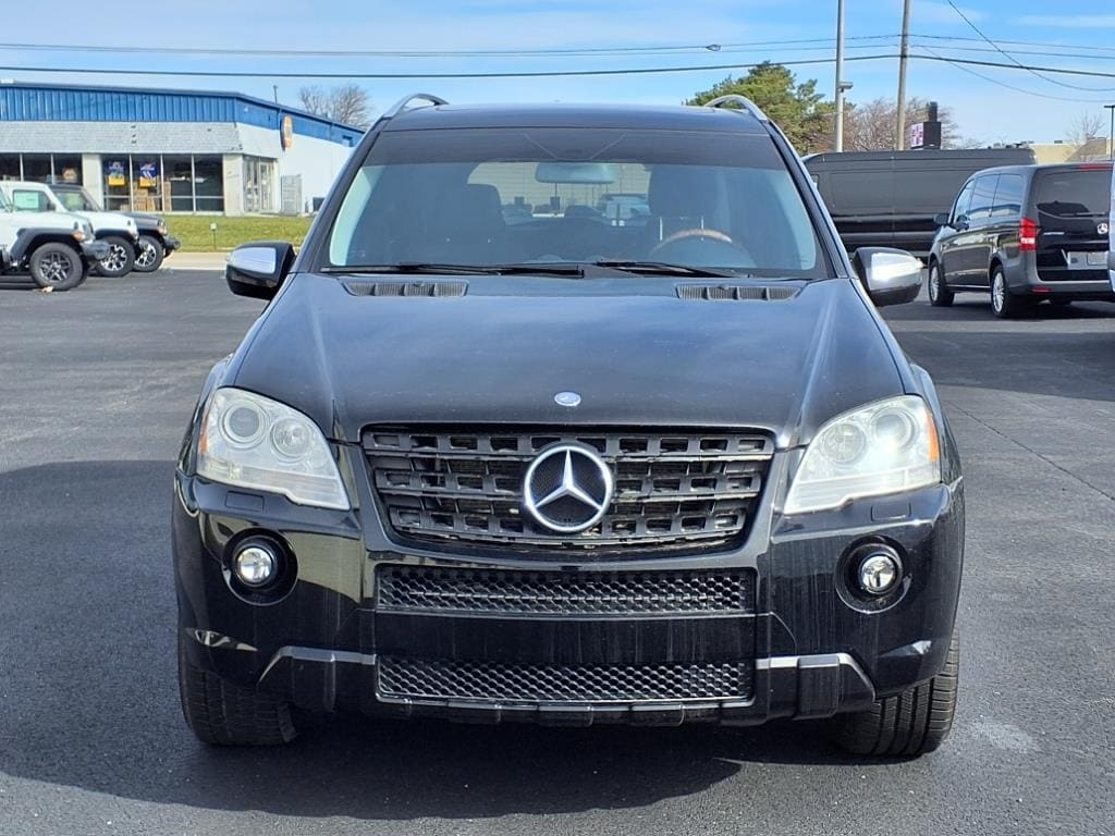 Used 2010 Mercedes-Benz M-Class ML550 with VIN 4JGBB7CB0AA534227 for sale in Tiffin, OH