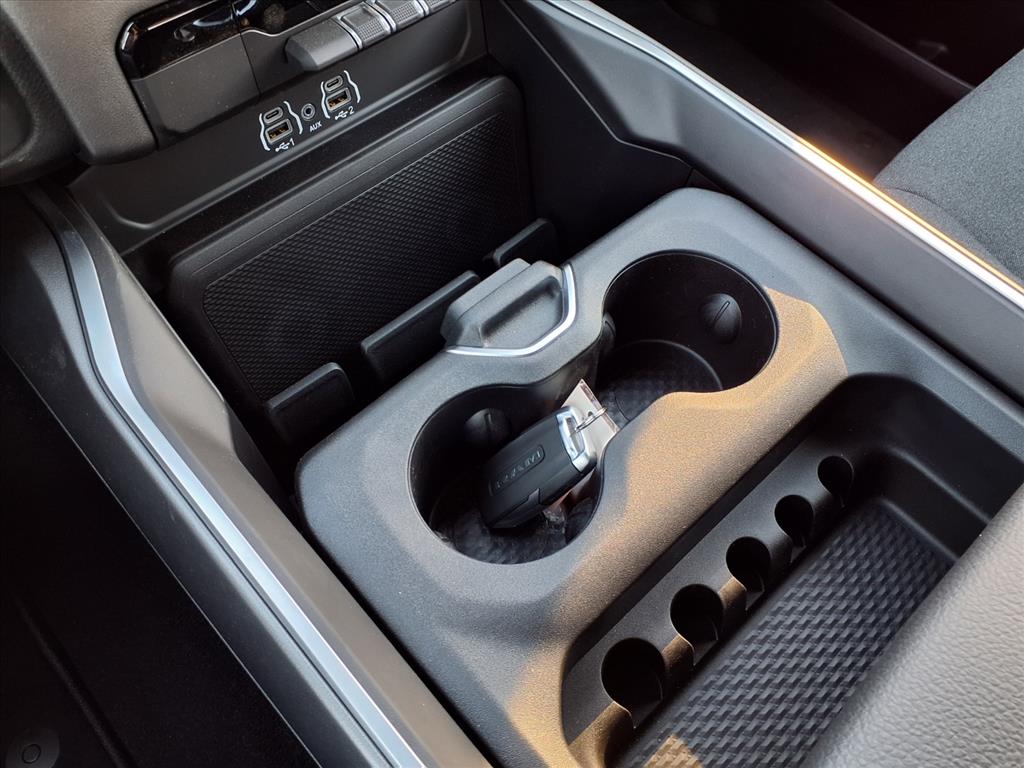 2025 RAM Ram 1500 Pickup Tradesman - Photo 19