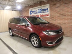 New 2019 Chrysler Pacifica Limited FWD Van in Tiffin, OH
