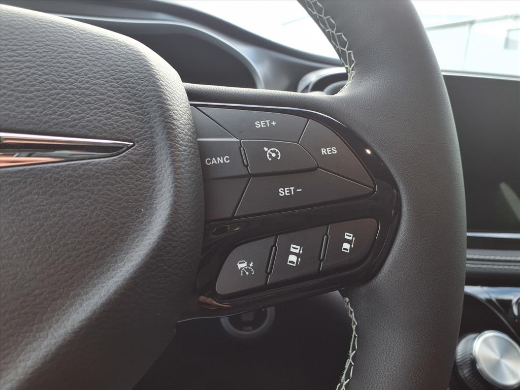 2026 Chrysler Pacifica Select - Photo 22