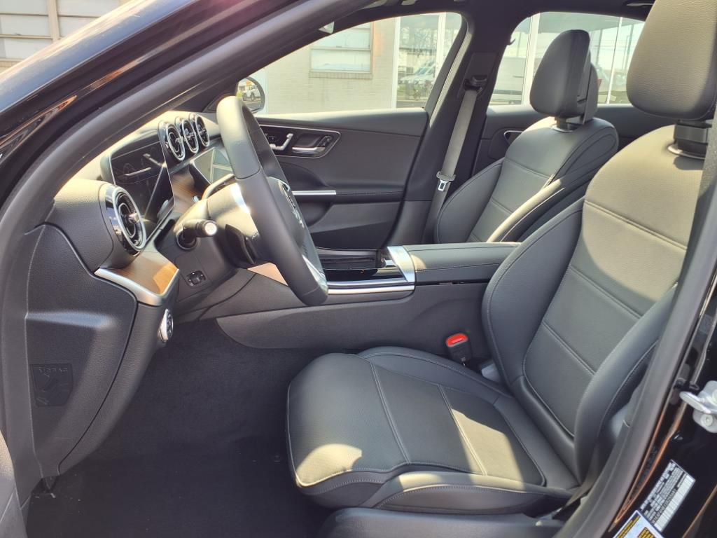 2025 Mercedes-Benz C-Class Sedan C 300 - Photo 11