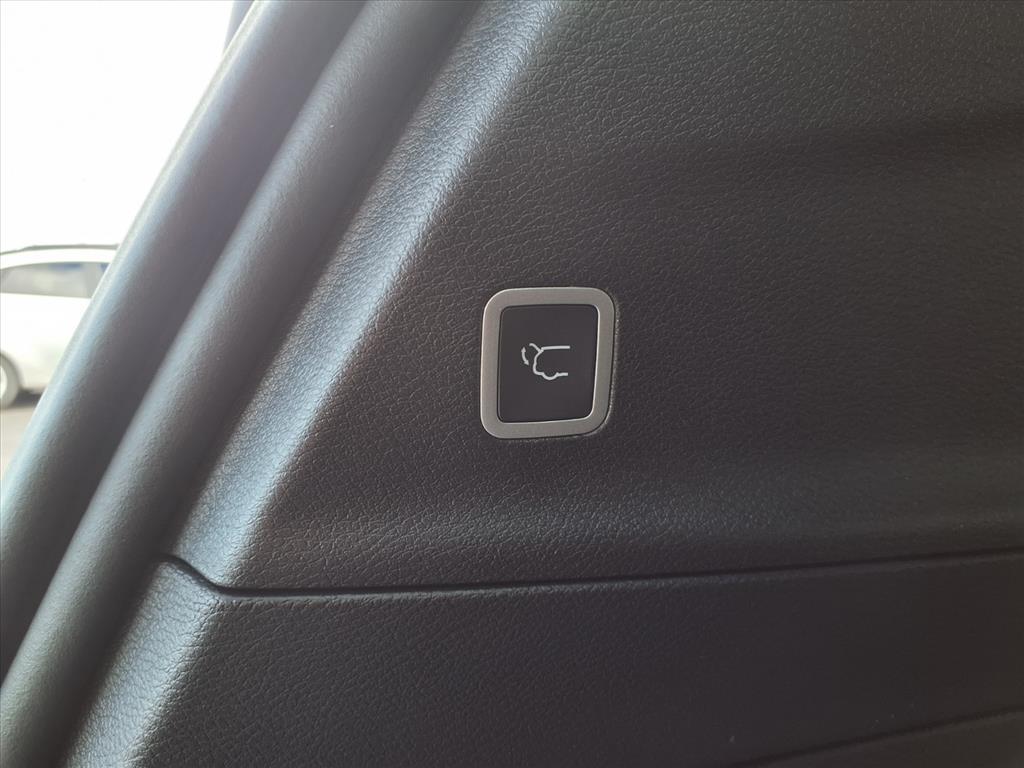 2026 Chrysler Pacifica Select - Photo 8