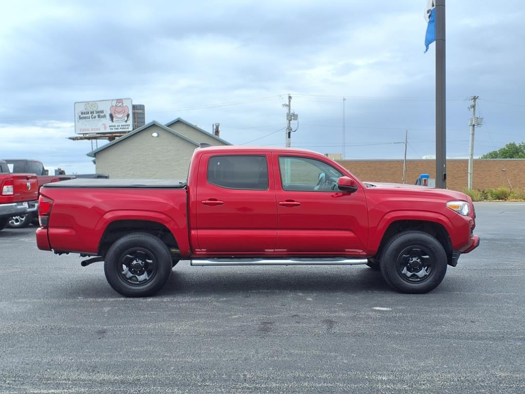2022 Toyota Tacoma 4x4 SR V6 Double Cab photo 4