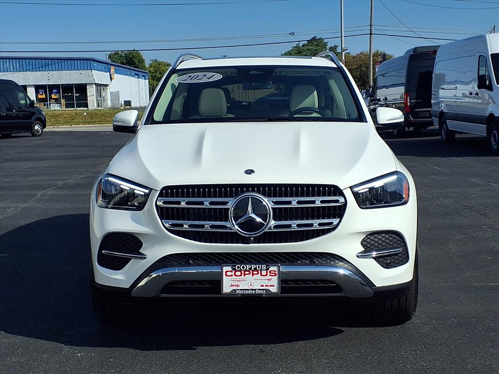 2024 Mercedes Benz GLE 450 4MATIC photo 2