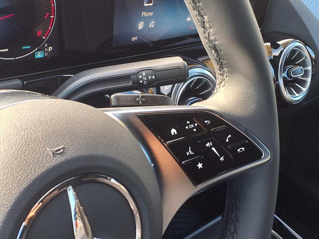 2025 Mercedes-Benz GLA GLA250 - Photo 23