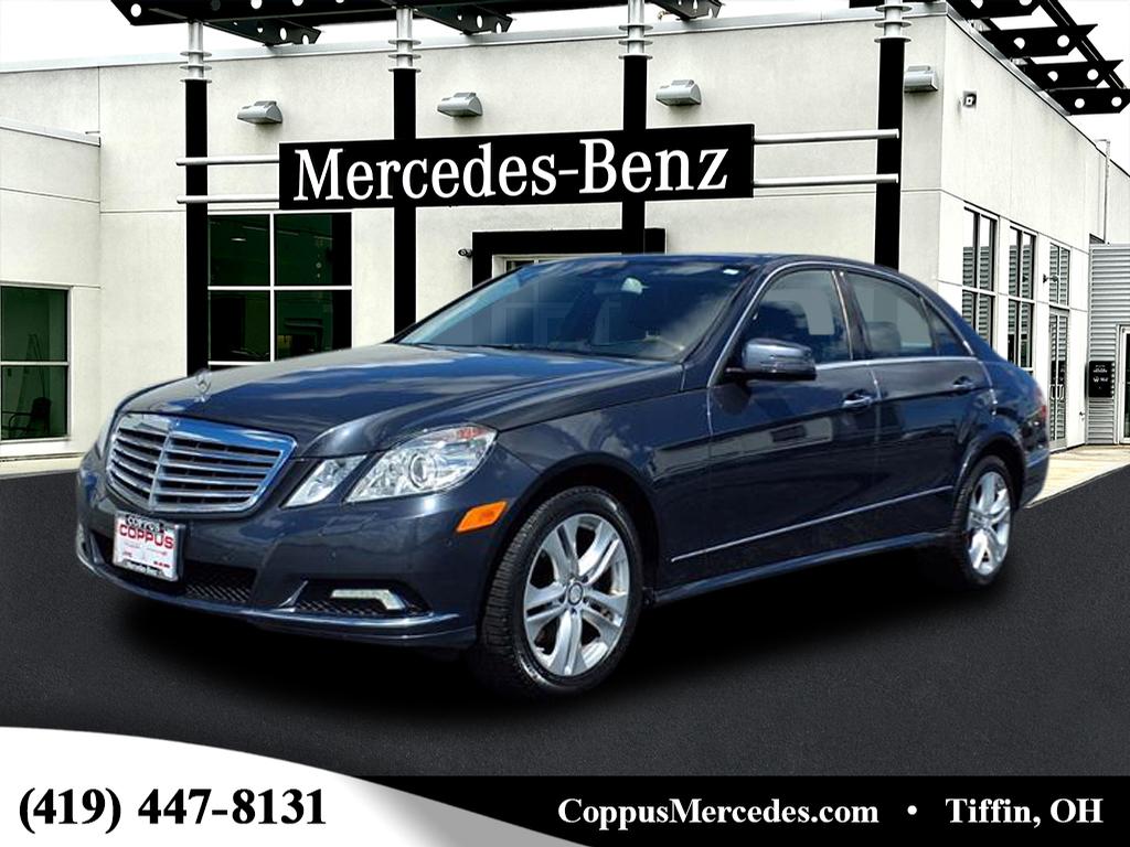 2010 Mercedes-Benz E-Class's photo