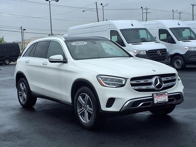 2021 Mercedes Benz GLC 300 4MATIC photo 3