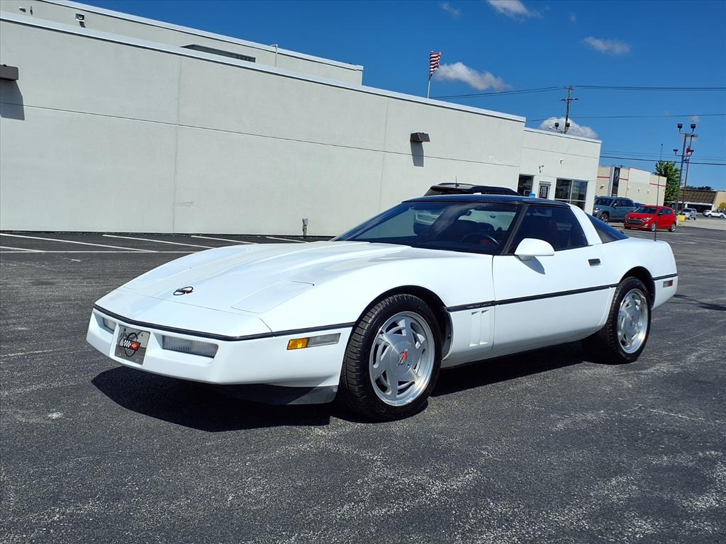 1990 Chevrolet Corvette's photo