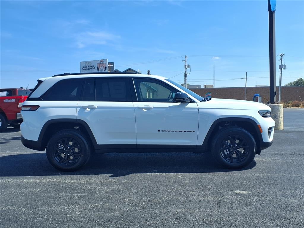 New 2025 Jeep Grand Cherokee Altitude X Sport Utility