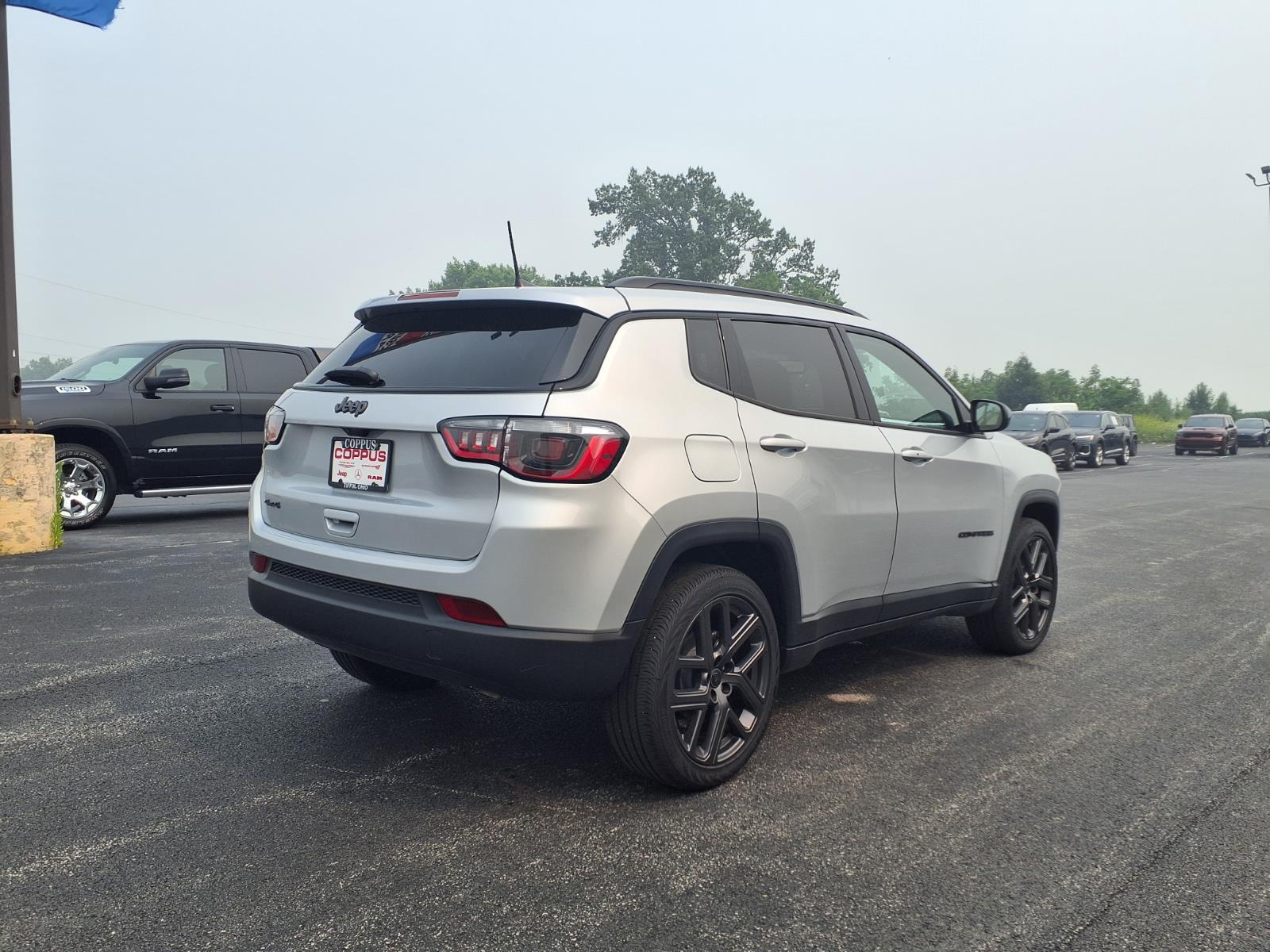 2026 Jeep Compass Latitude Altitude - Photo 5