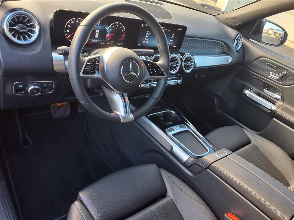 2025 Mercedes-Benz GLB Base - Photo 22