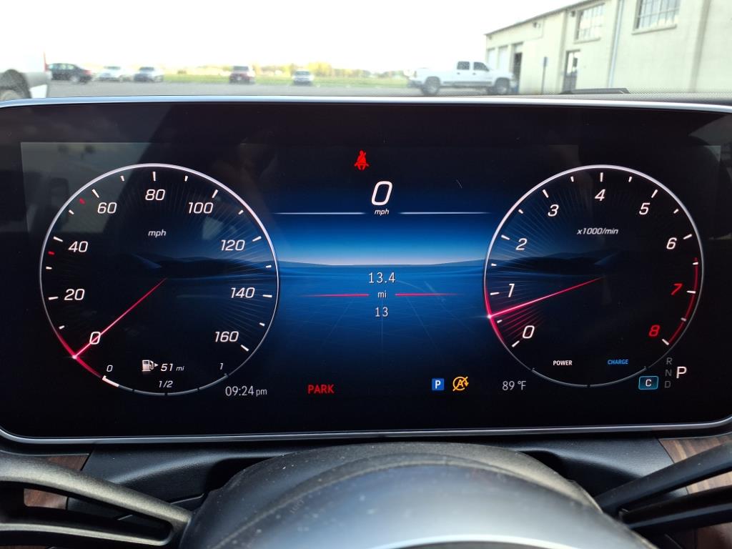 2025 Mercedes-Benz C-Class Sedan C 300 - Photo 25