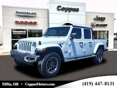 2020 Jeep Gladiator Overland Truck Crew Cab