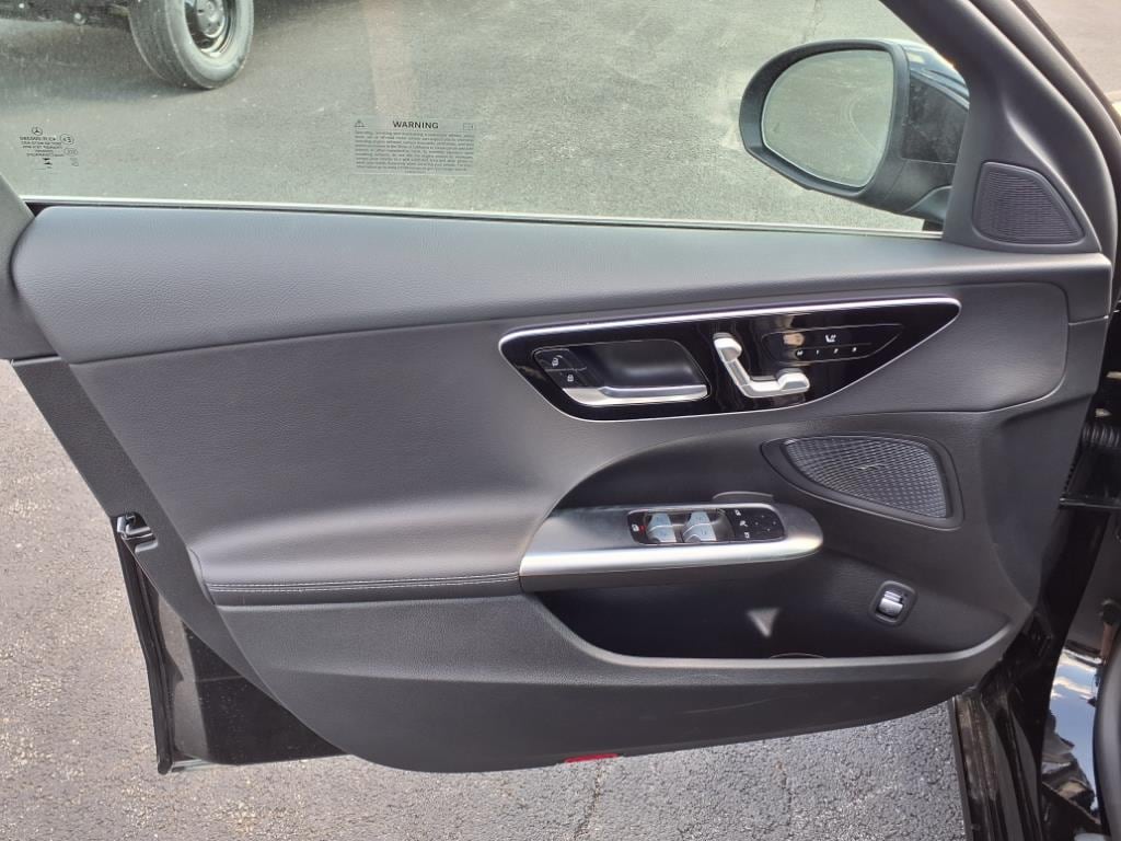 2025 Mercedes-Benz C-Class Sedan C 300 - Photo 15