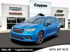 2026 Chrysler Pacifica Select Passenger Van