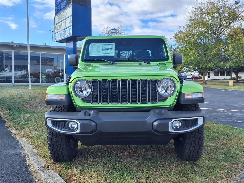 New 2025 Jeep Gladiator High Tide Pickup