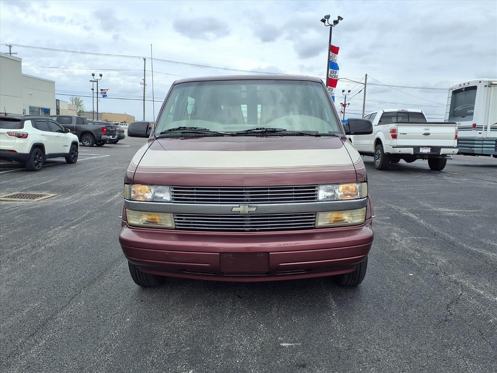 Used 1997 Chevrolet Astro BASE with VIN 1GBDM19W0VB188926 for sale in Tiffin, OH