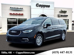 2026 Chrysler Pacifica Select Van Passenger Van