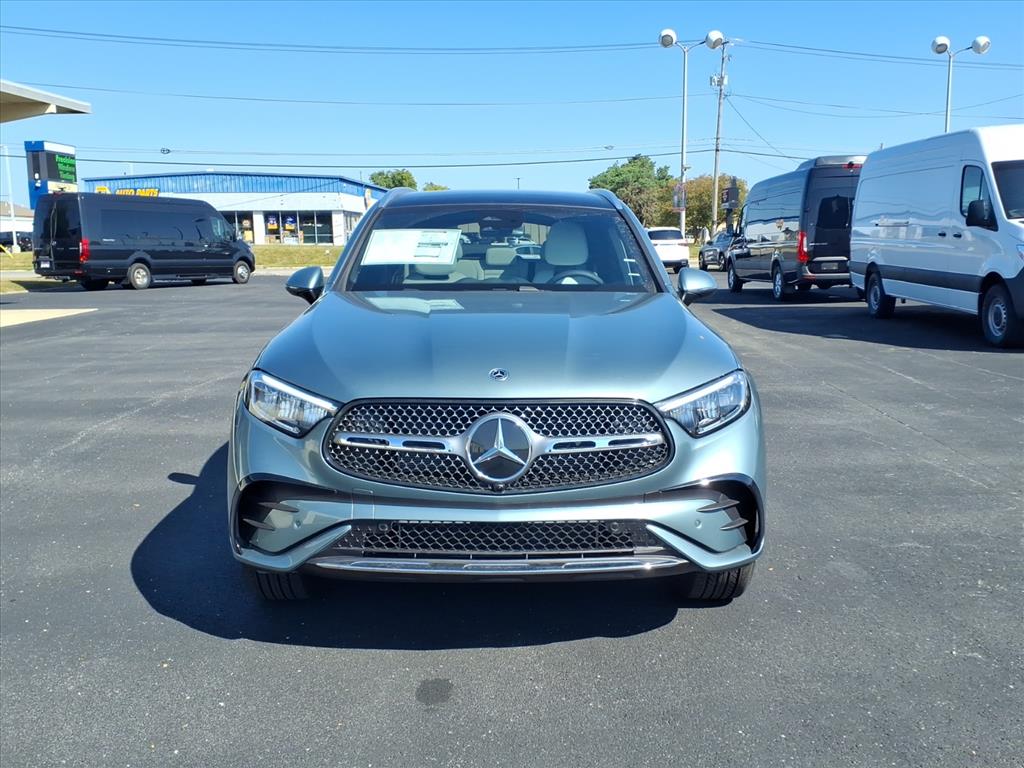 2026 Mercedes Benz GLC 350e 4MATIC photo 2