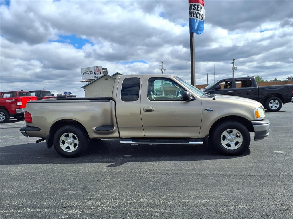 Used 2003 Ford F-150 Lariat Truck Super Cab