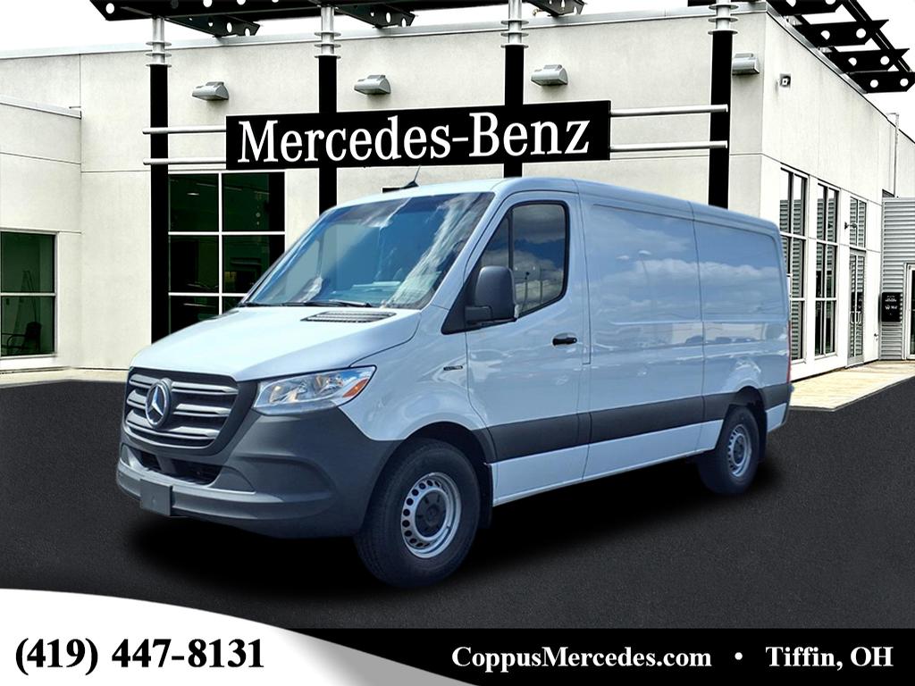 2025 Mercedes-Benz eSprinter 2500 144 WB's photo