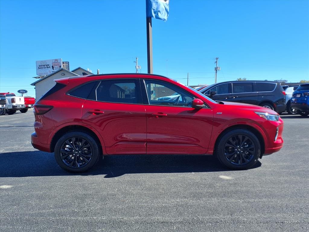 Used 2023 Ford Escape ST-Line Elite SUV