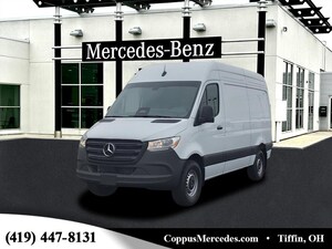 2025 Mercedes-Benz Sprinter 2500 Standard Roof 4-Cyl Diesel HO Van Cargo Van