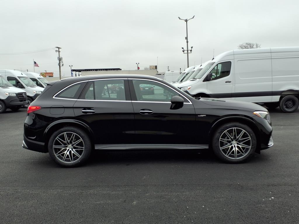 2025 Mercedes Benz GLC AMG 43 4MATIC photo 4