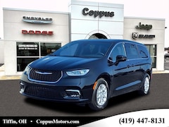 2026 Chrysler Pacifica Select Van Passenger Van