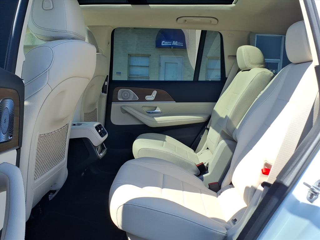 2026 Mercedes-Benz GLS Base - Photo 13