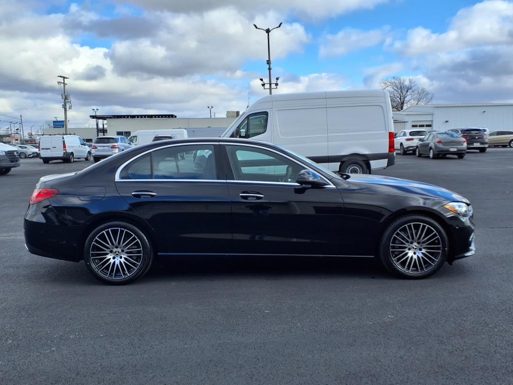 2025 Mercedes Benz C 300 4MATIC photo 4