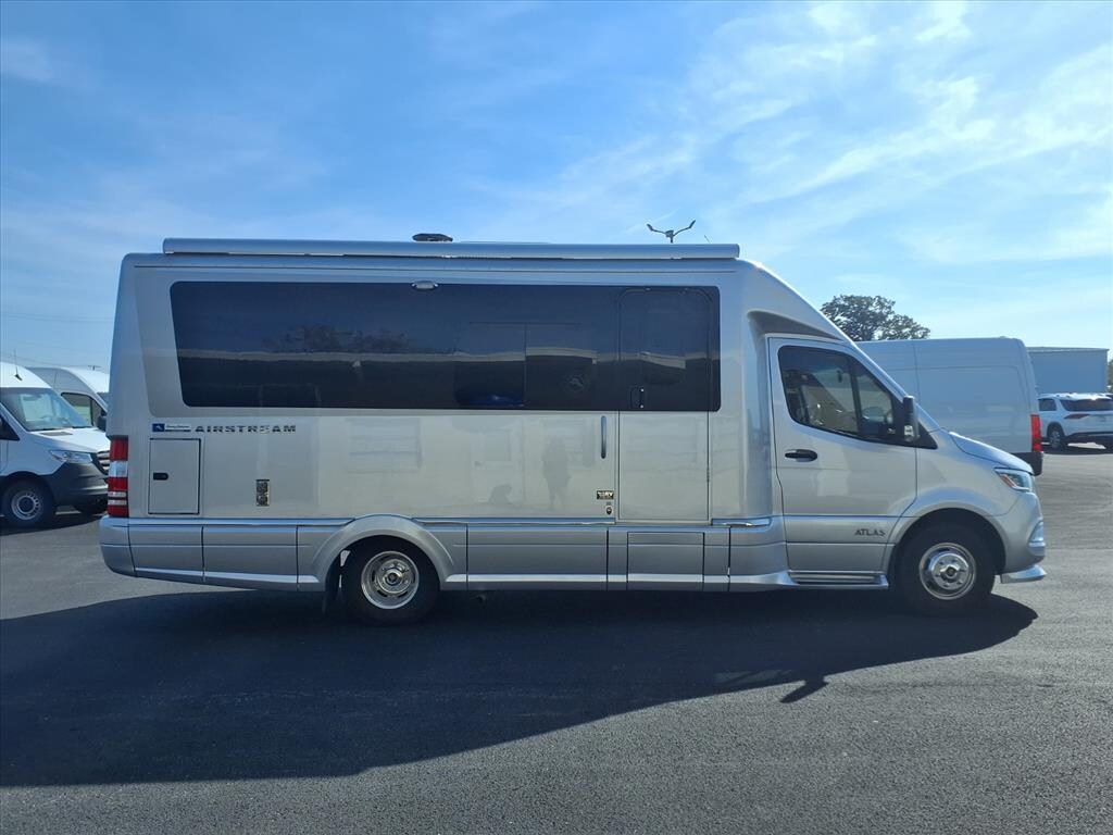 Used 2019 Mercedes-Benz Sprinter 4500 Chassis Standard Roof V6 Truck