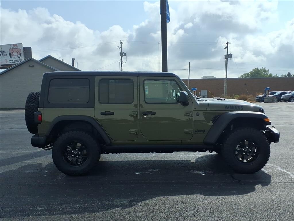 New 2025 Jeep Wrangler Sport SUV