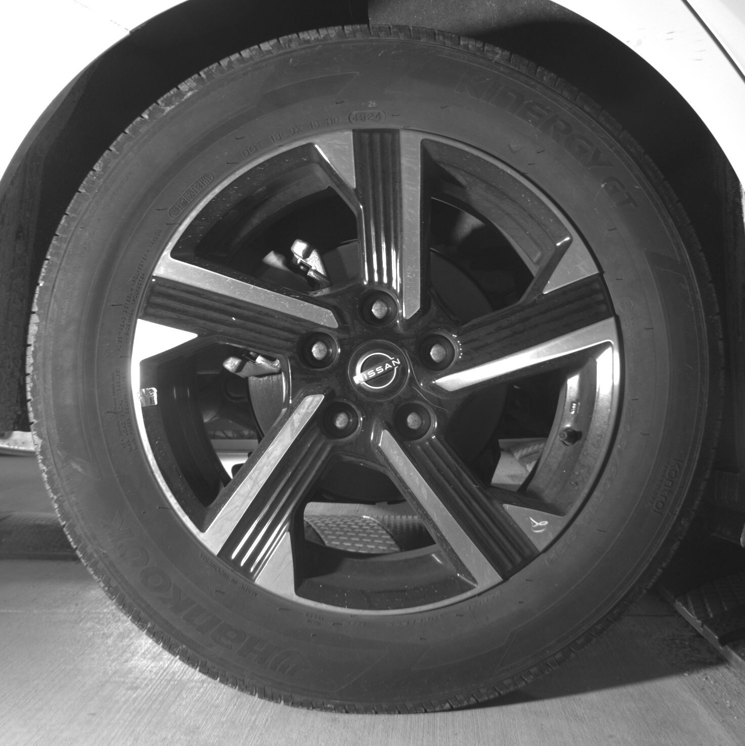 Thumbnail: 2025 Nissan Sentra - 12