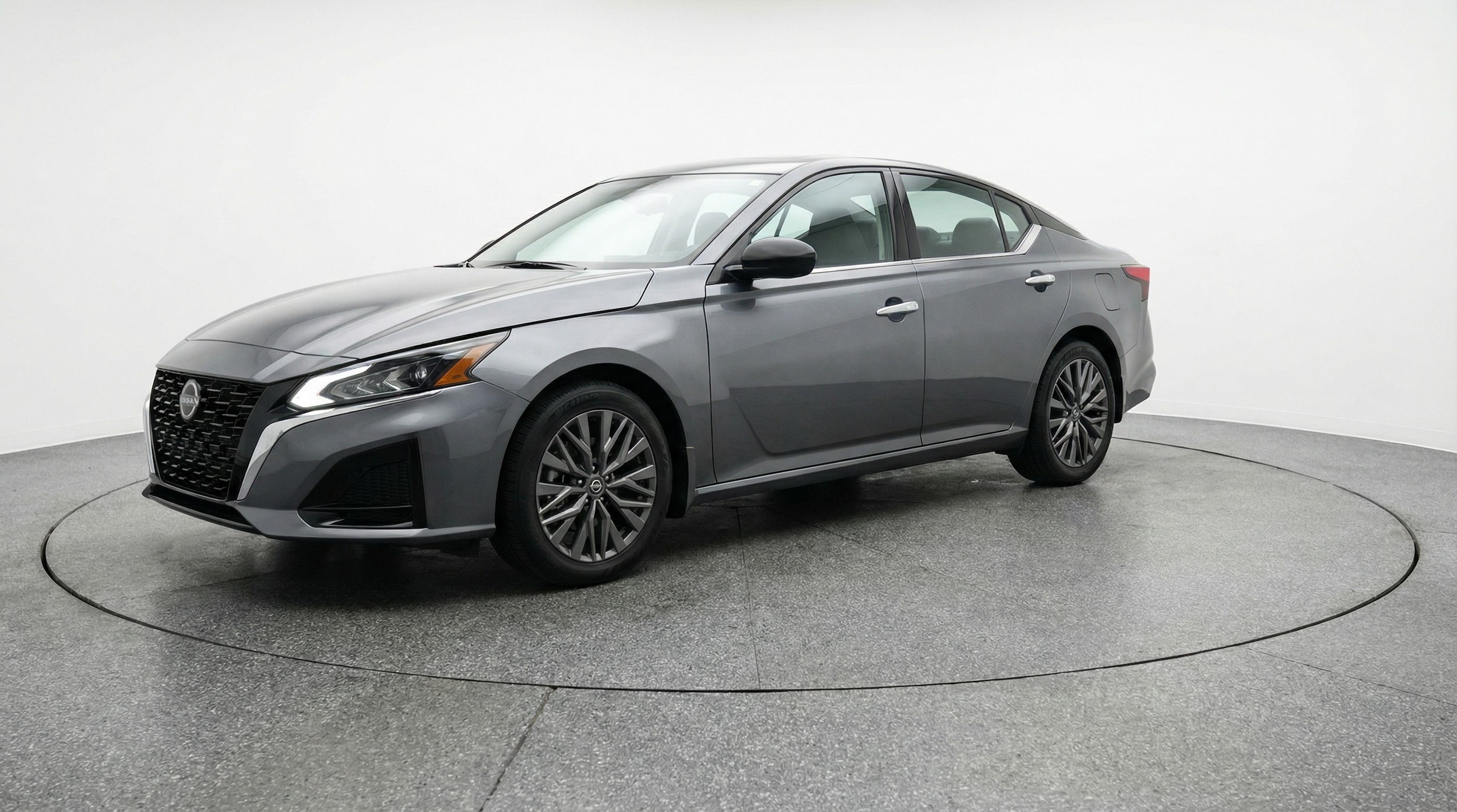 Thumbnail: 2025 Nissan Altima - 3