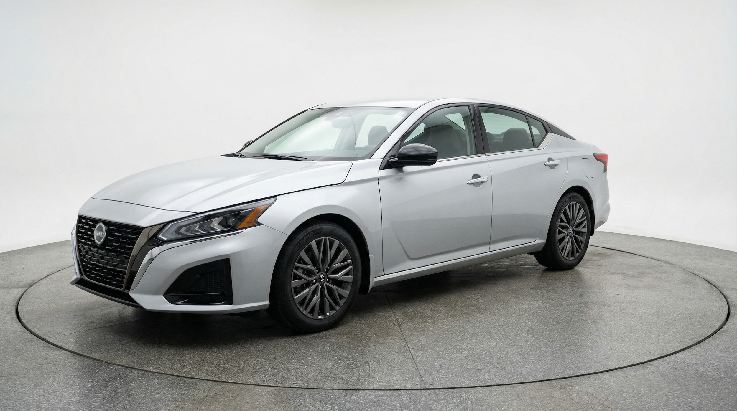 Thumbnail: 2025 Nissan Altima - 3