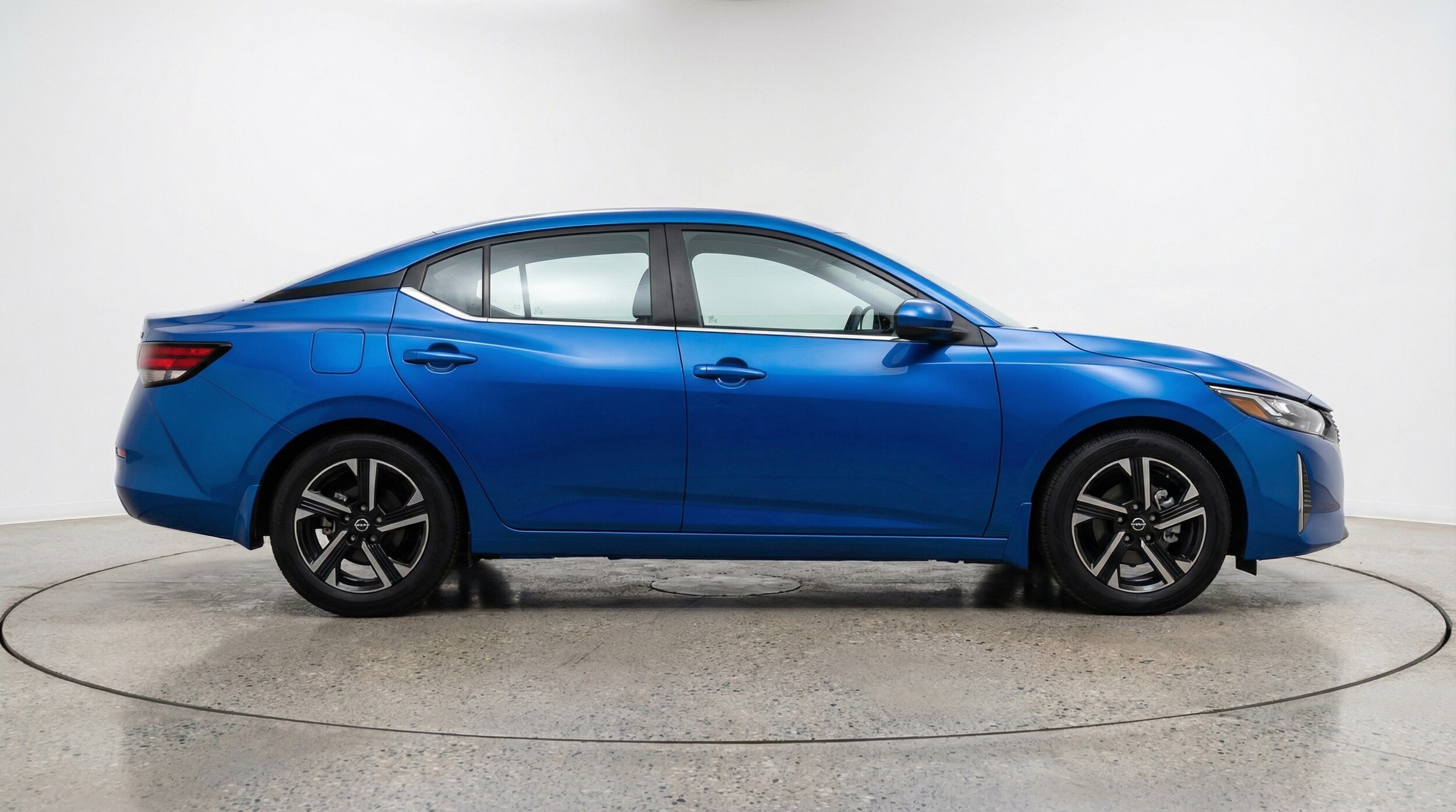 Thumbnail: 2025 Nissan Sentra - 8