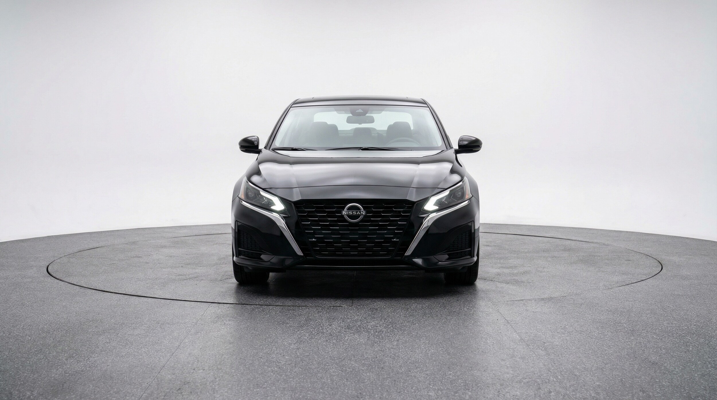 Thumbnail: 2025 Nissan Altima - 2