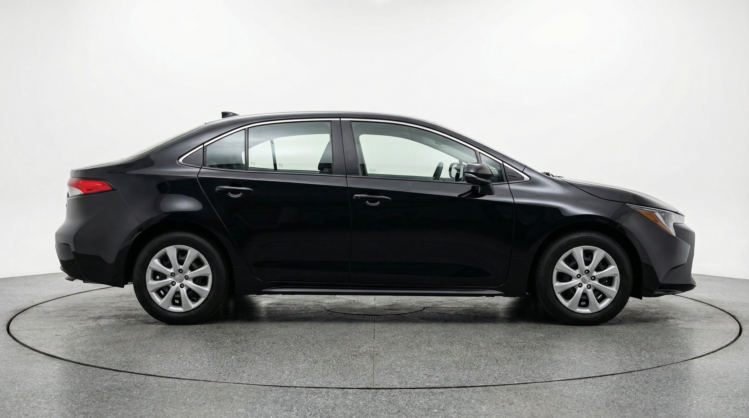 Thumbnail: 2025 Toyota Corolla - 11