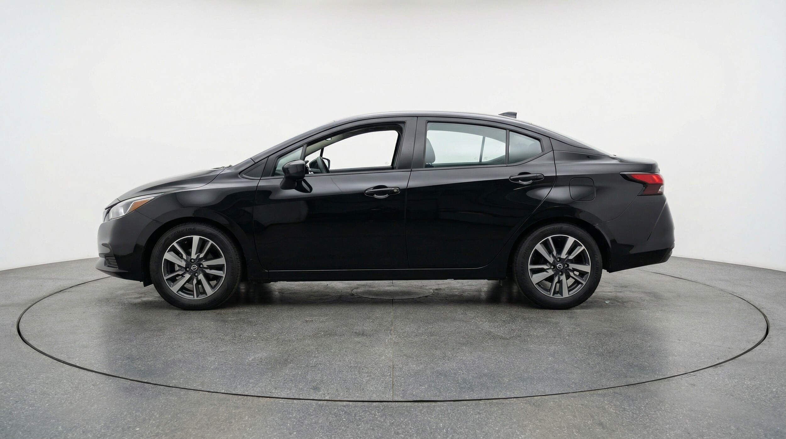 Thumbnail: 2025 Nissan Versa - 4