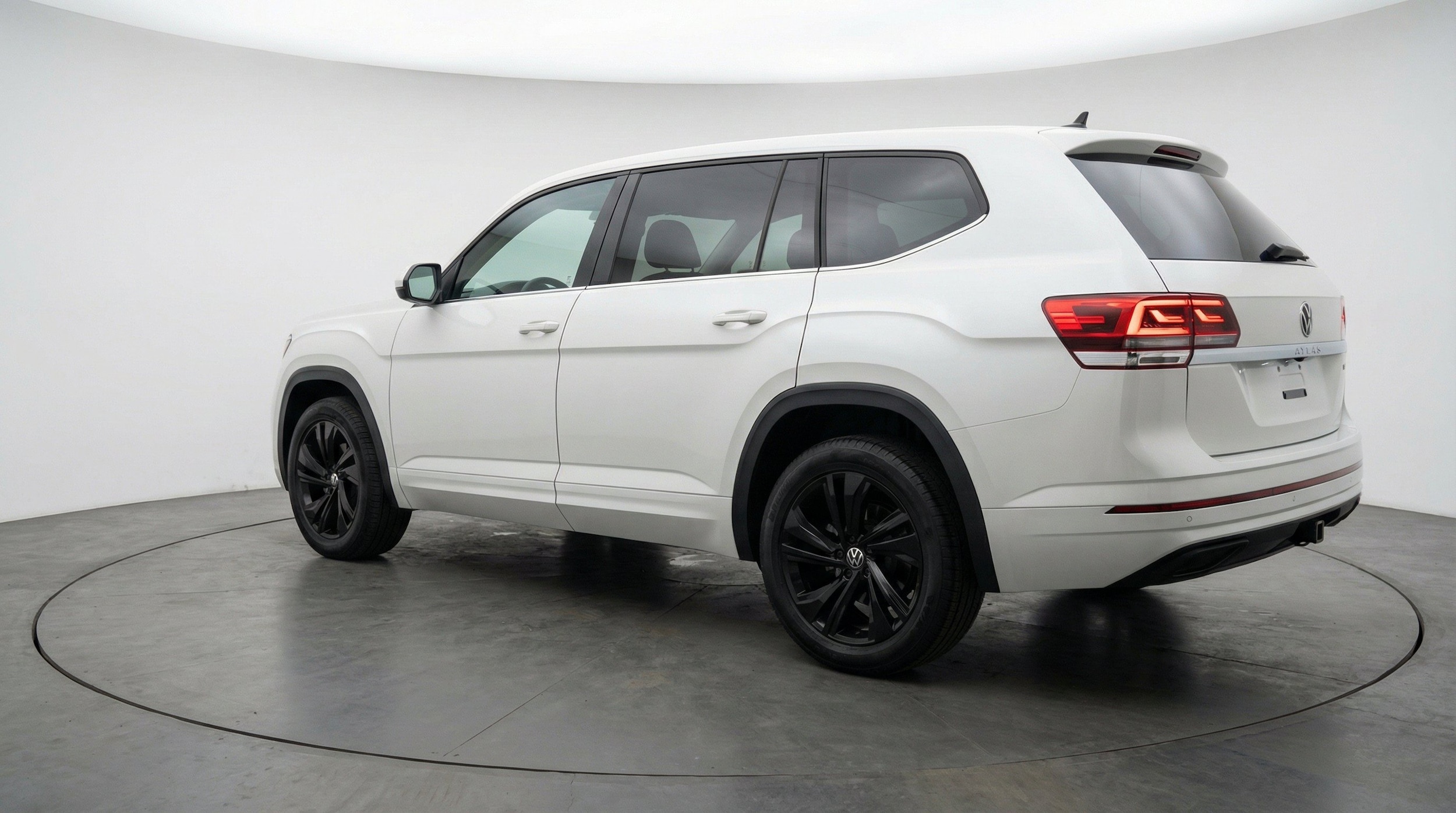 Thumbnail: 2026 Volkswagen Atlas - 6