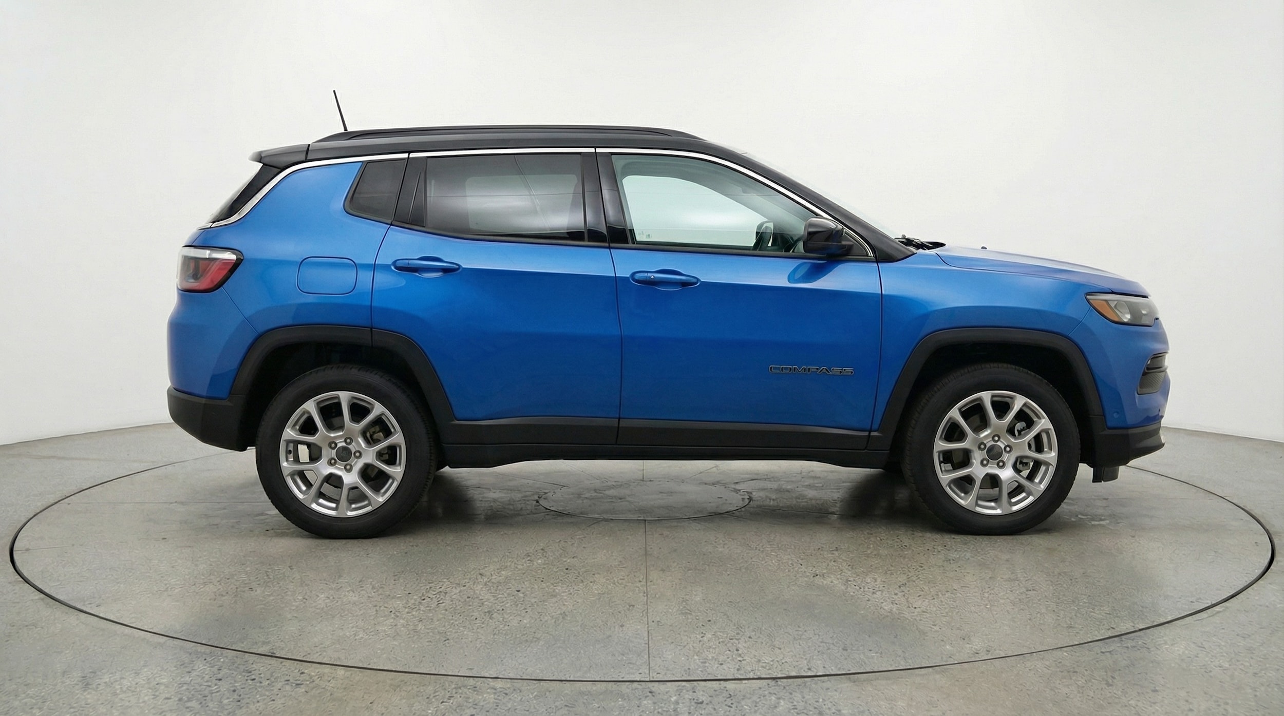 Thumbnail: 2025 Jeep Compass - 8