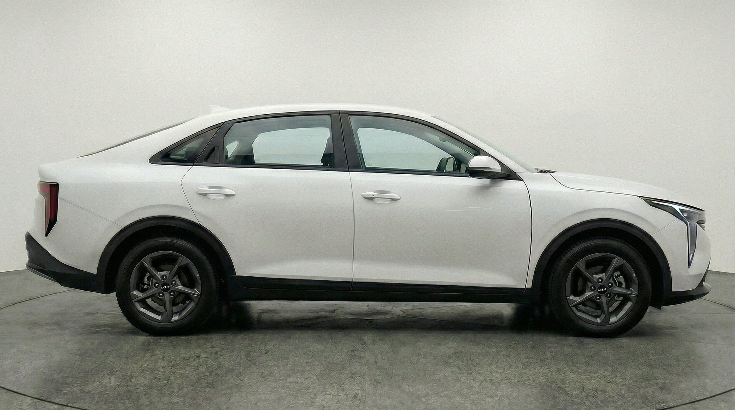 Thumbnail: 2025 Kia K4 - 11