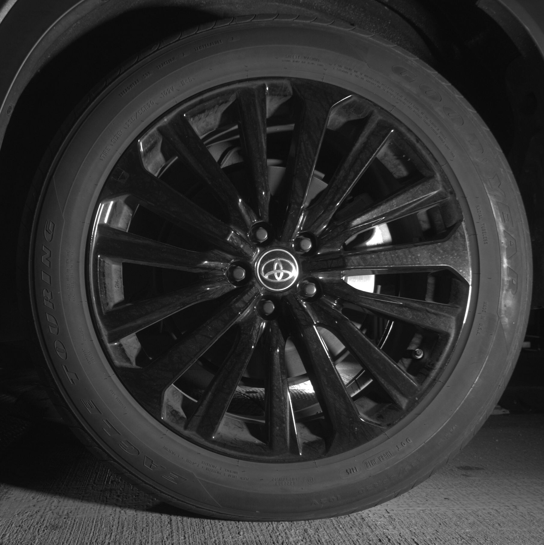 Thumbnail: 2025 Toyota Highlander - 11