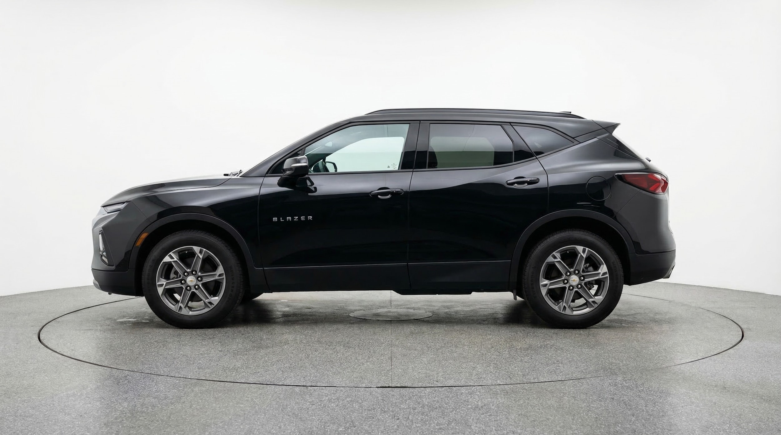 Thumbnail: 2025 Chevrolet Blazer - 4